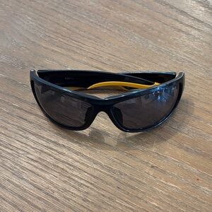 Black and Yellow Men's Sunglasses